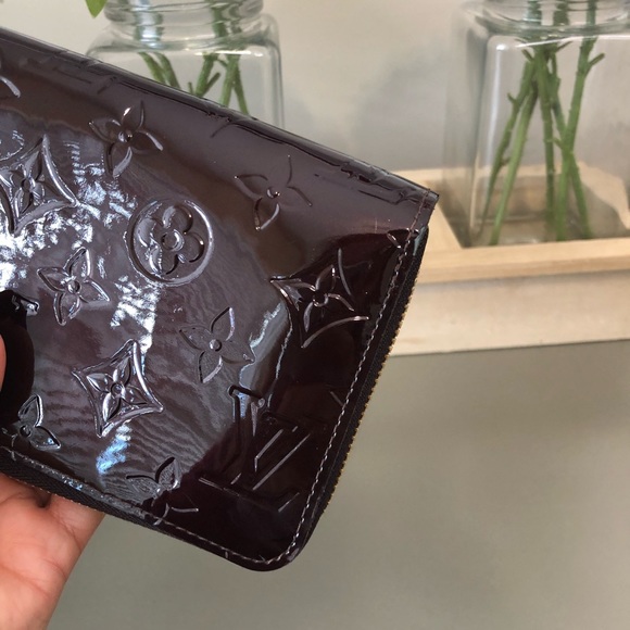 ❗️SOLD❗️Louis Vuitton Monogram Vernis Zippy Wallet - Picture 2 of 8